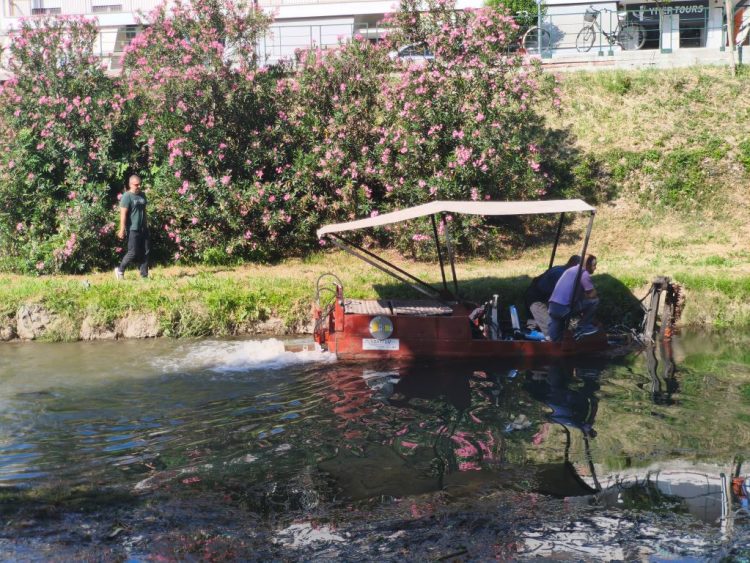 Παρεμβάσεις καθαριότητας στην κοίτη του Ληθαίου ποταμού
